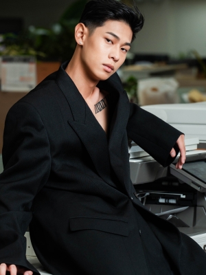 瞿家新