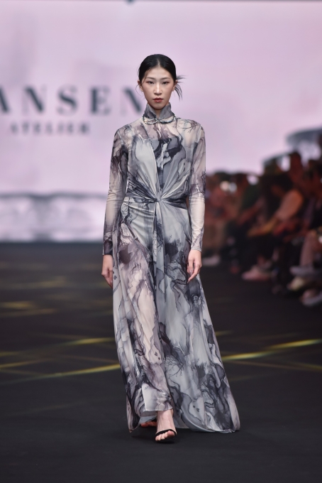 HANSEN 1 (1)